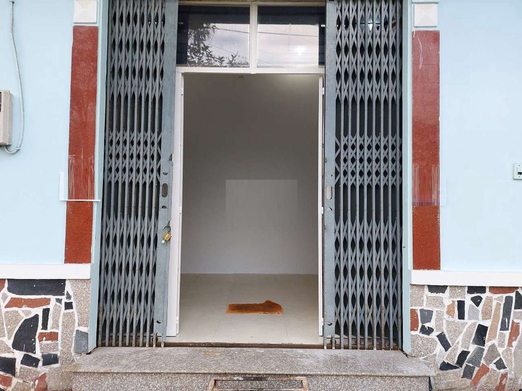 Nguyên căn mặt tiền đường KDC Nam Long Chỉ 10 triệu/ tháng