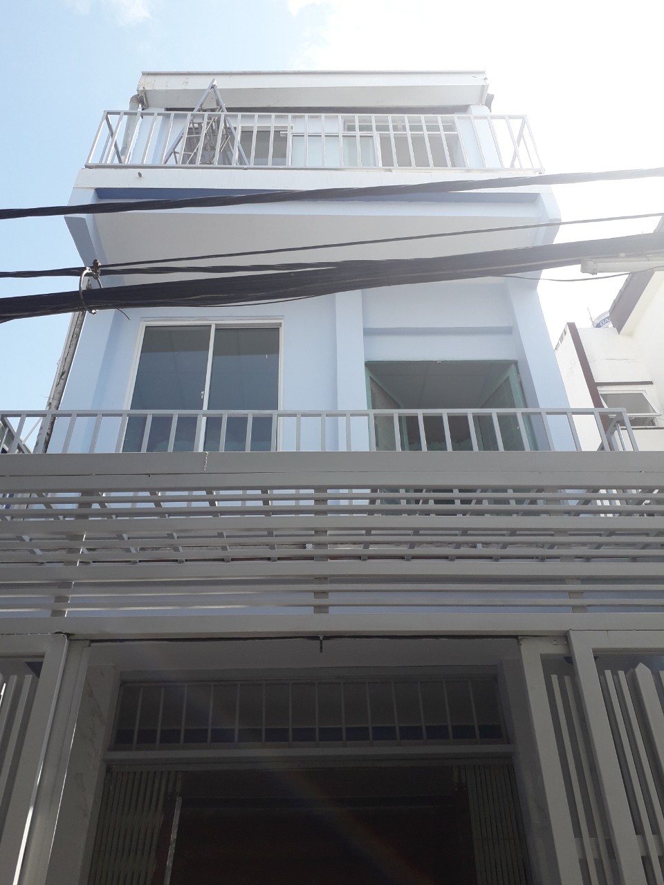 Cho thuê nguyên căn 6PN, 5WC Nguyễn Thị Thập, Tân Phú 16 triệu/ tháng.