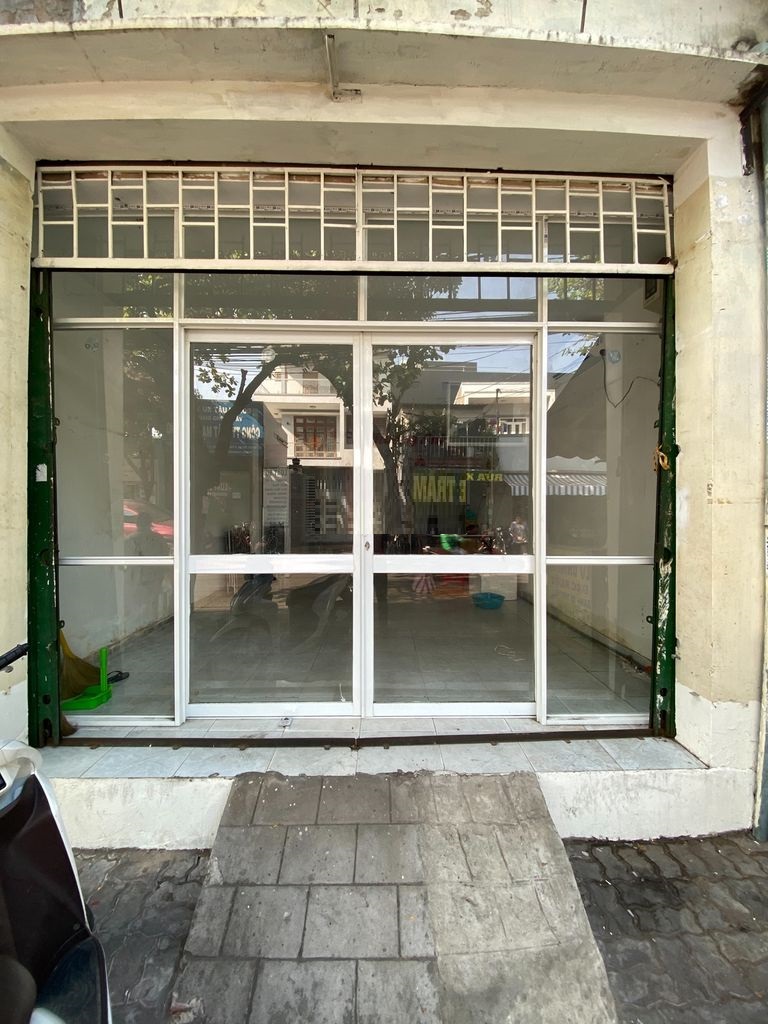 Mặt Bằng Cho Thuê Bùi Văn Ba  , Khu Sầm Uất , Quận 7 , 14tr