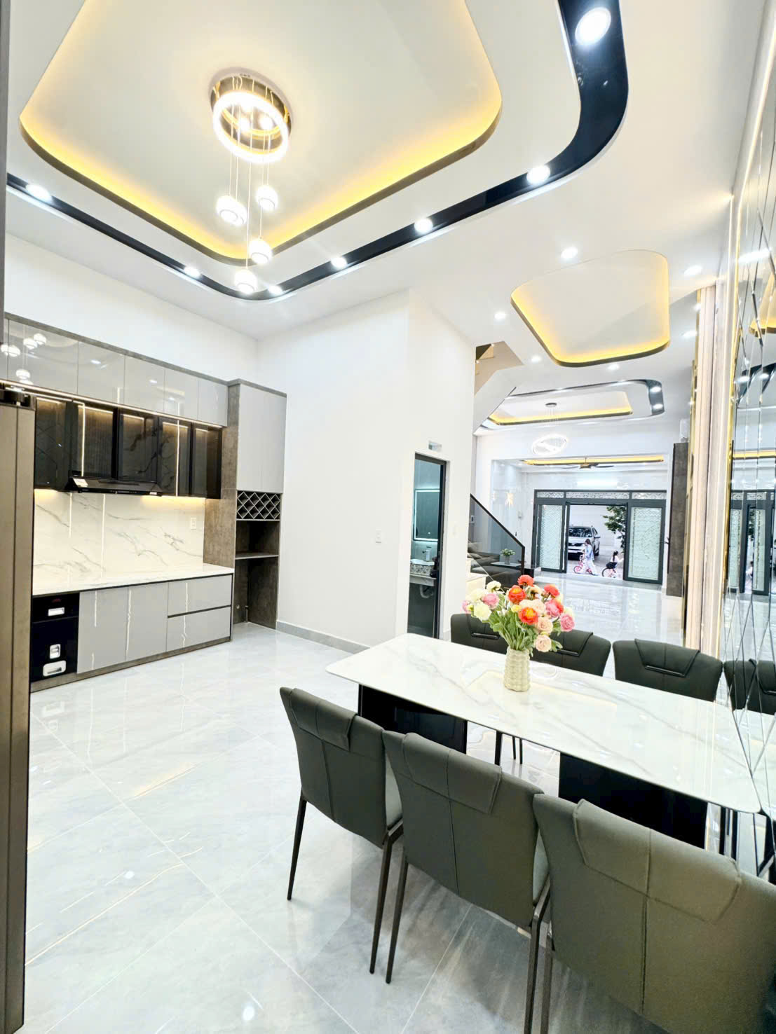 Nhà phố có phòng ngủ tầng trệt cho người lớn tuổi tại huỳnh tấn phát , nhà bè.
