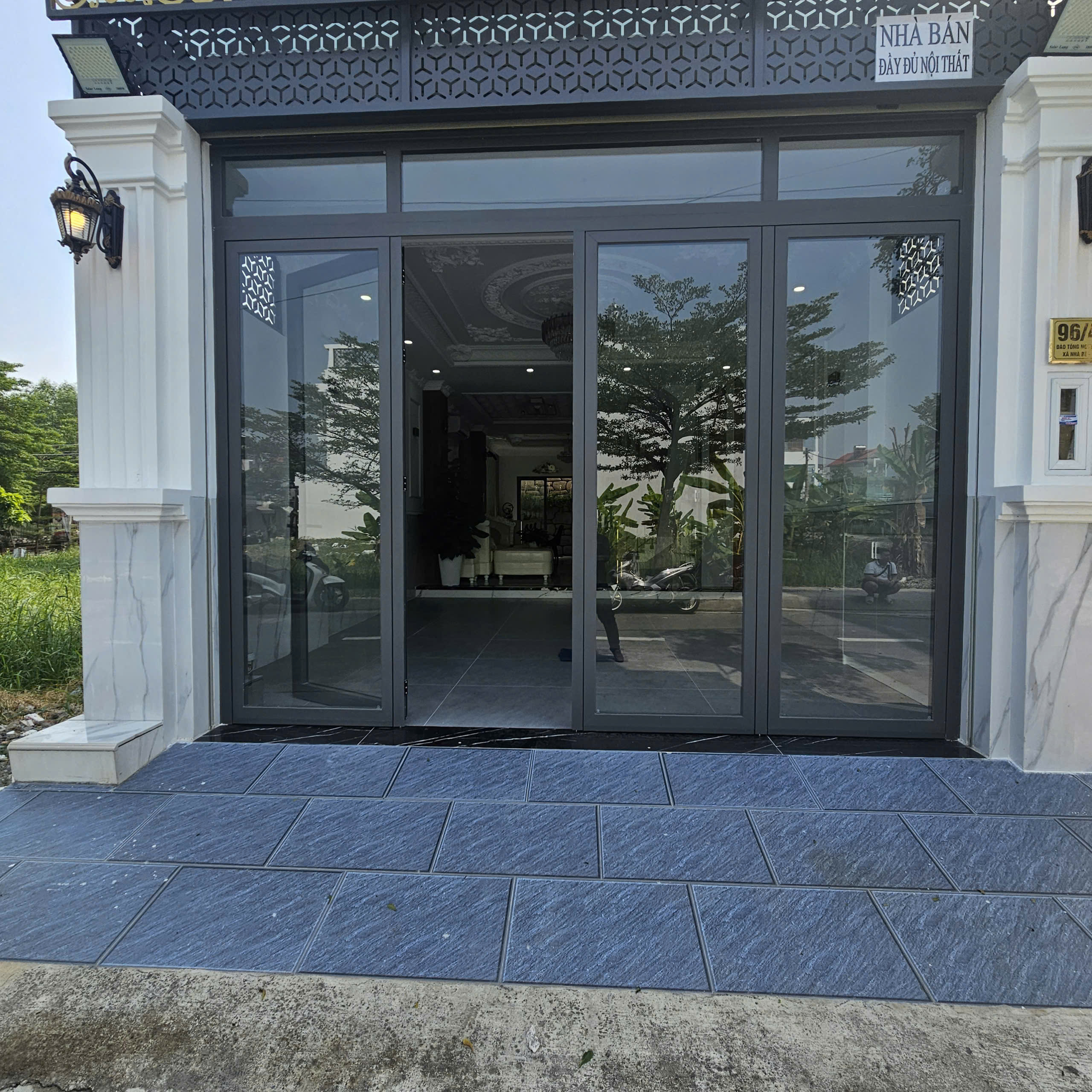 Nhà xây mới hoàn thiện 5 x 16m , 4 tầng vào ở liền .