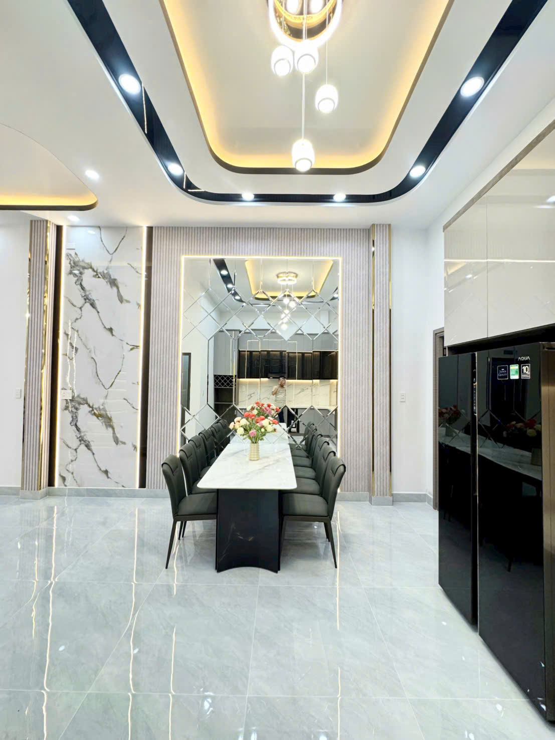 Nhà phố có phòng ngủ tầng trệt cho người lớn tuổi tại huỳnh tấn phát , nhà bè.