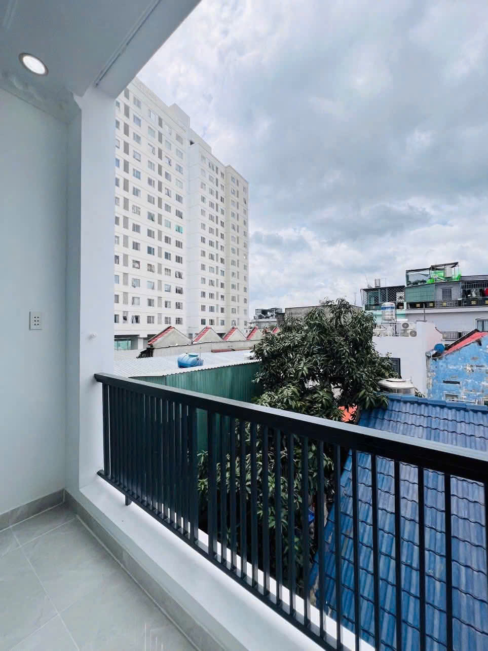 Nhà phố liền đường huỳnh tấn phát , nhà bè, 1 trệt 2 lầu.