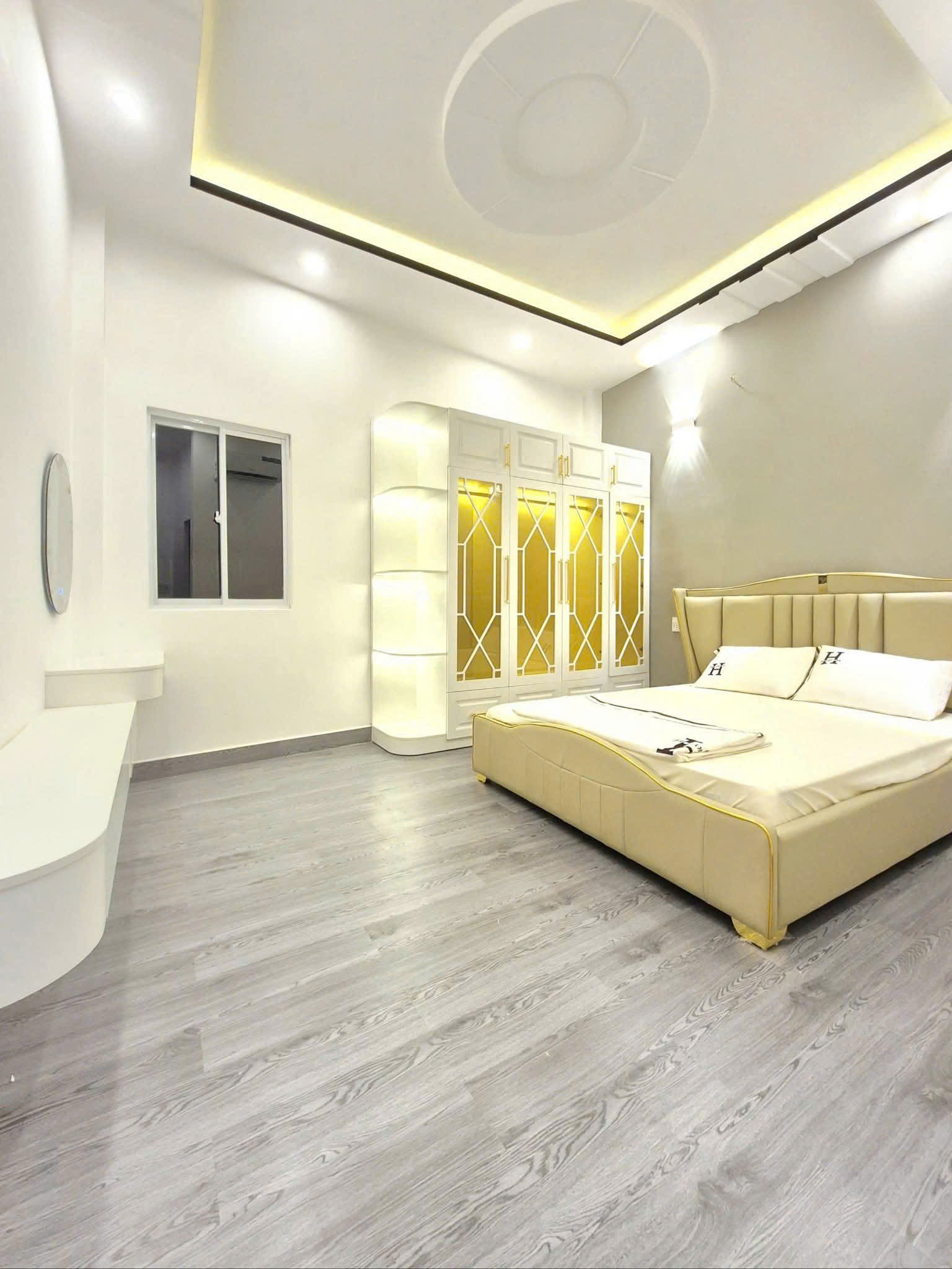 Nhà hẻm 1135 huỳnh tấn phát , q7 gần chợ.