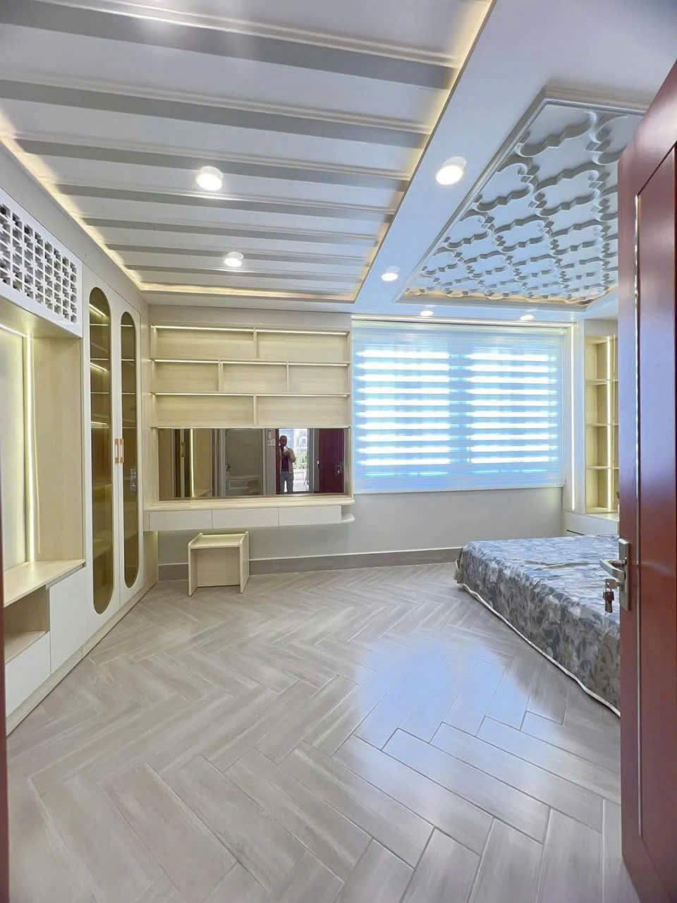 Biệt thự mi ni (DT 5,5 x 15M) Vị Trí lô Nhì huỳnh tấn phát q7.