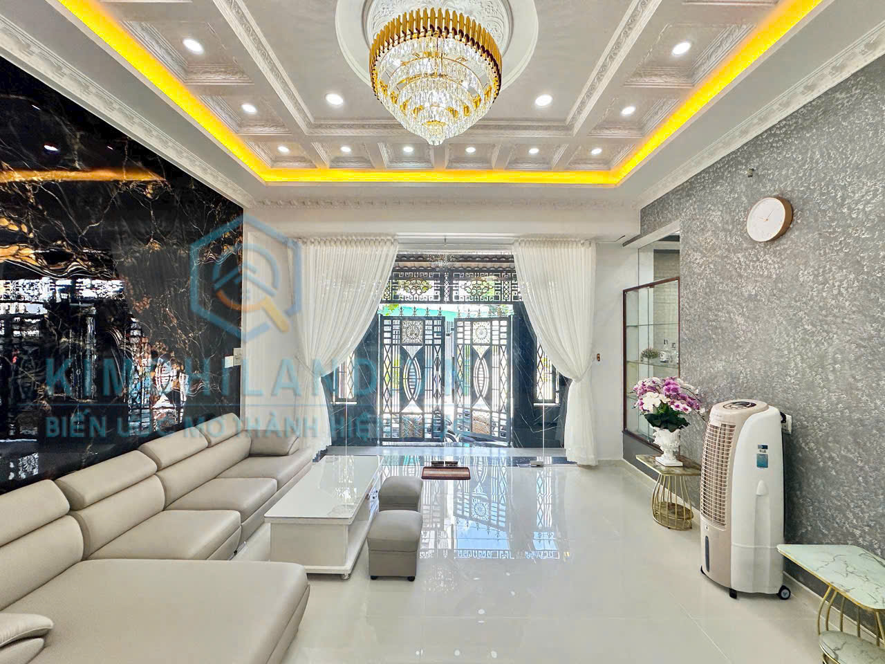 Biệt thự mini vị trí đào tông nguyên phú xuân nhà bè nhà 3 tầng.
