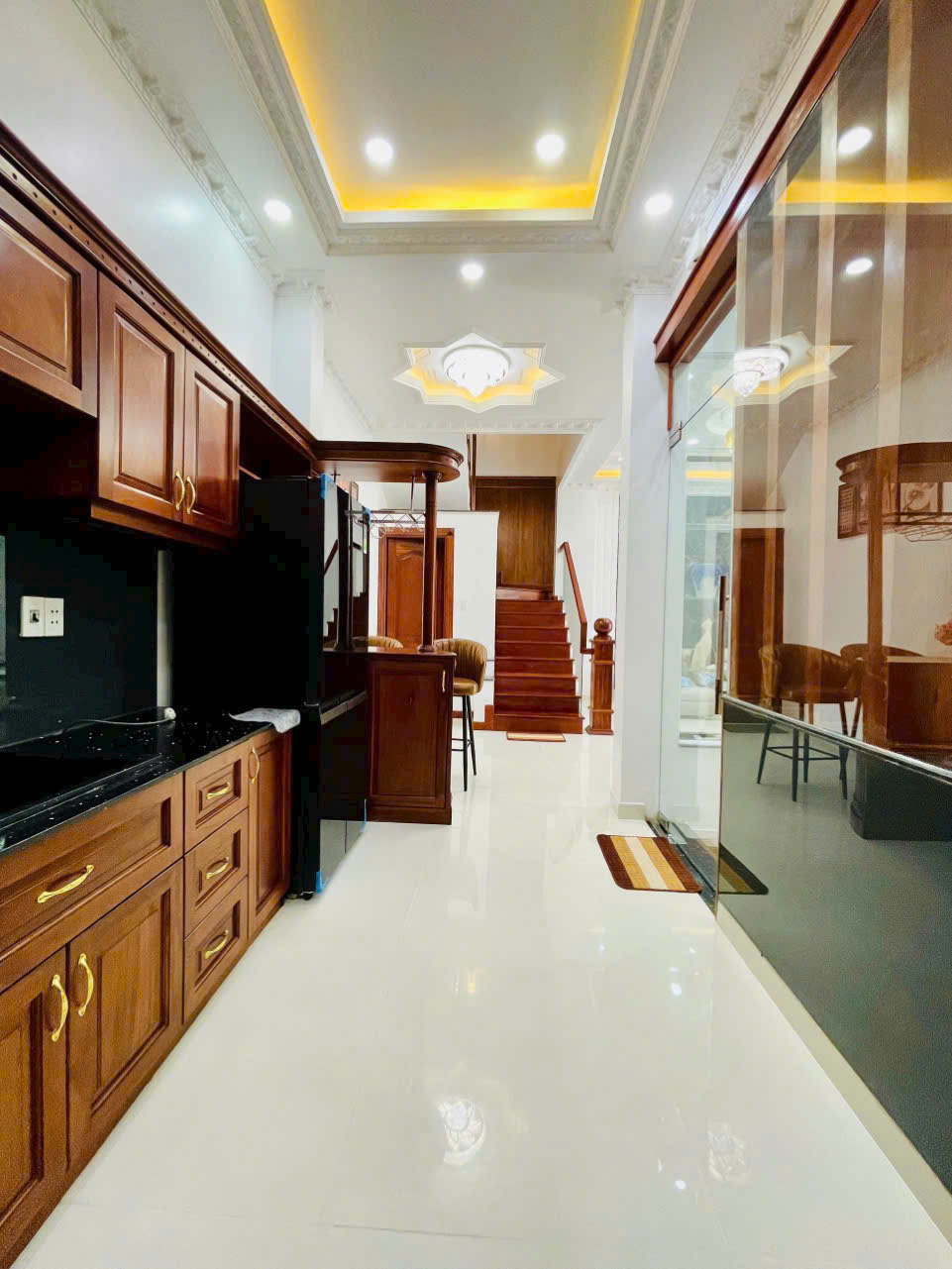 Biệt thự mini vị trí đào tông nguyên phú xuân nhà bè nhà 3 tầng.