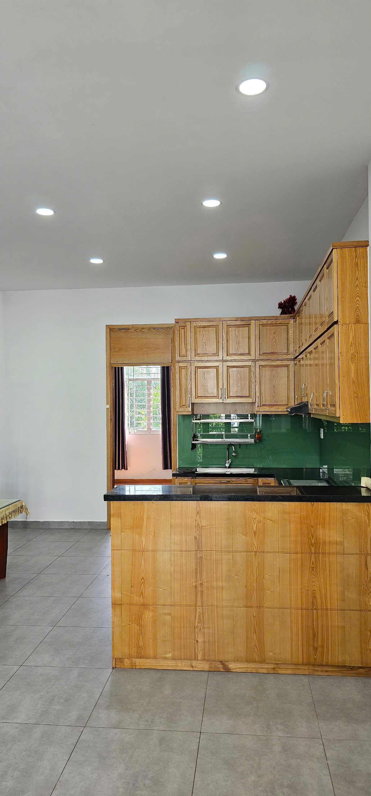 NHà phố thiết kế riêng kiên cố lê văn lương gần trường đại học.Nhà 3 Tầng.