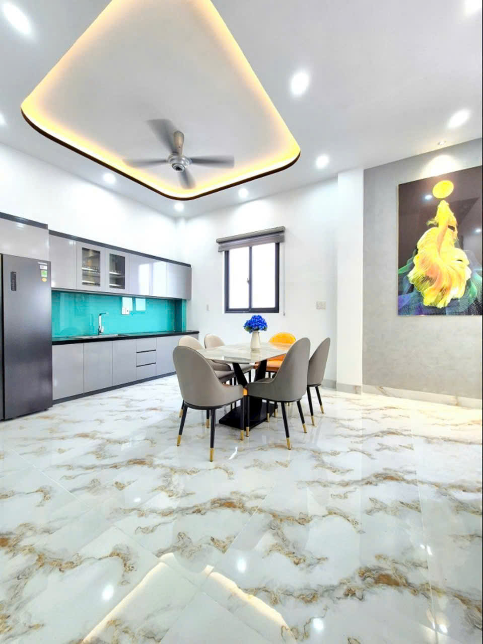Nhà Mới Xây hoàn công đầy đủ 3 tầng dọn vào ở liền wiu rất chiu.