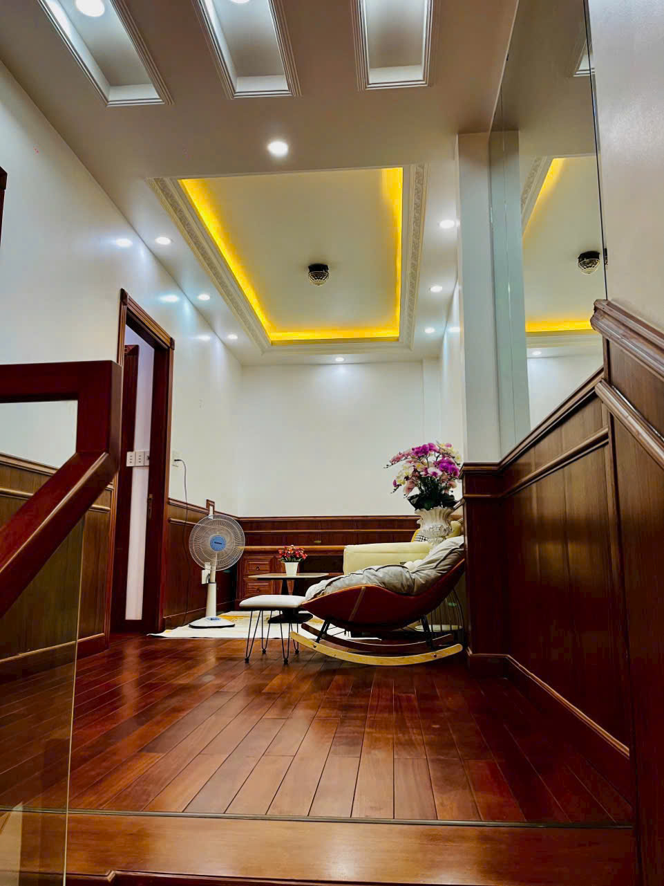 Biệt thự mini vị trí đào tông nguyên phú xuân nhà bè nhà 3 tầng.