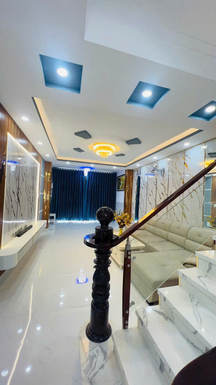 Nhà phố 2 xe hơi chạy qua hẻm thông khu dân trí cao tại huỳnh tấn phát thị trấn nhà bè.
