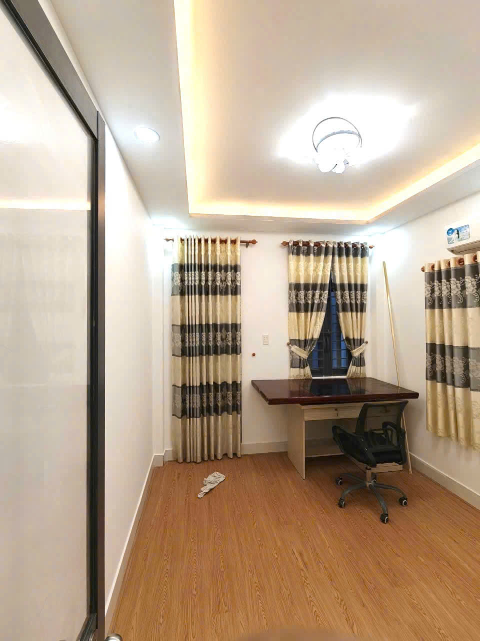 NHÀ 1 TRỆT 1 LẦU SỔ HỒNG RIÊNG ĐƯỜNG NGUYỄN BÌNH ,NHÀ BÈ.