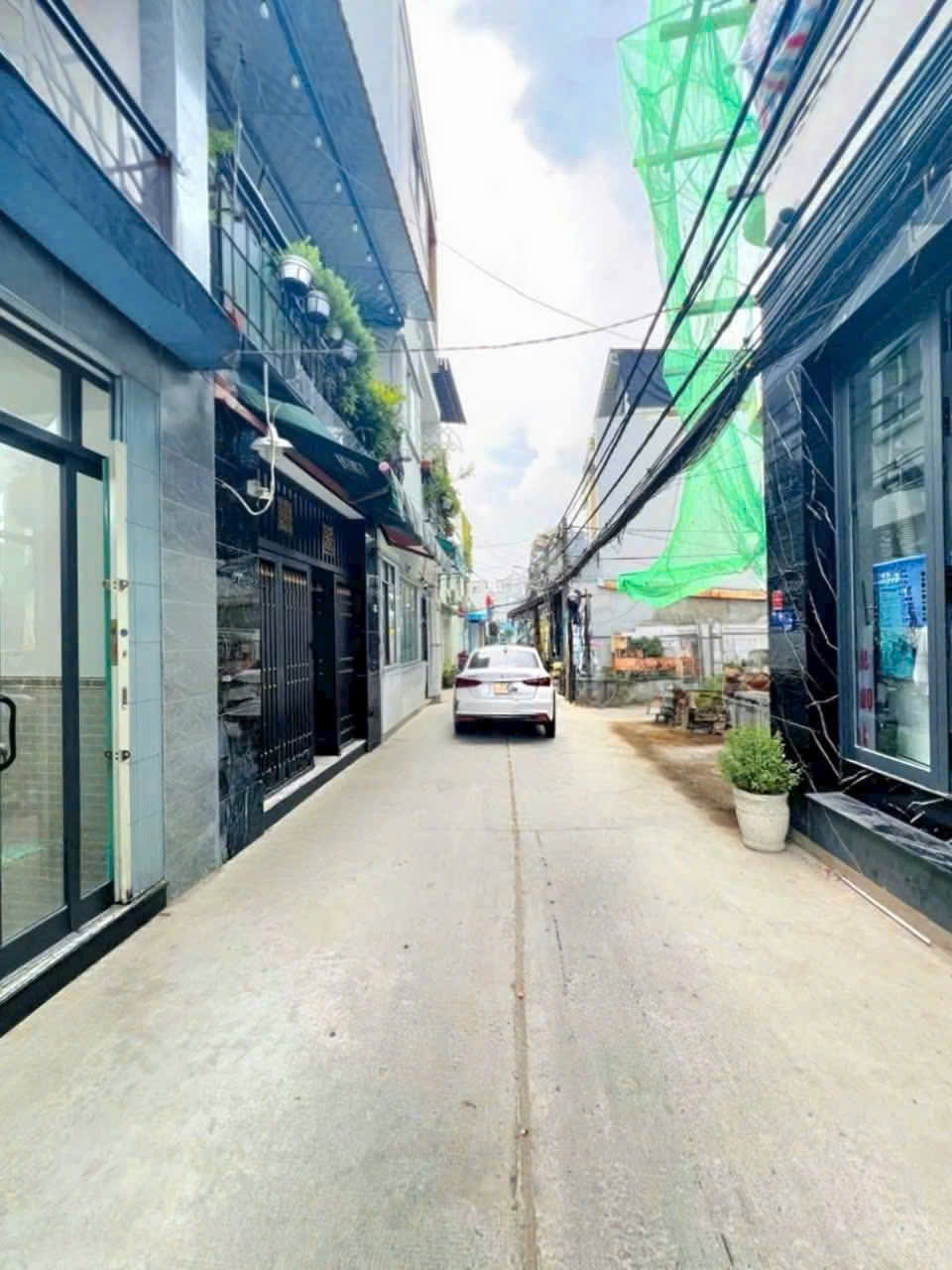 NHÀ HUỲNH TẤN PHÁT -QUẬN 7,MẶT TIỀN HẺM KINH DOANH.
