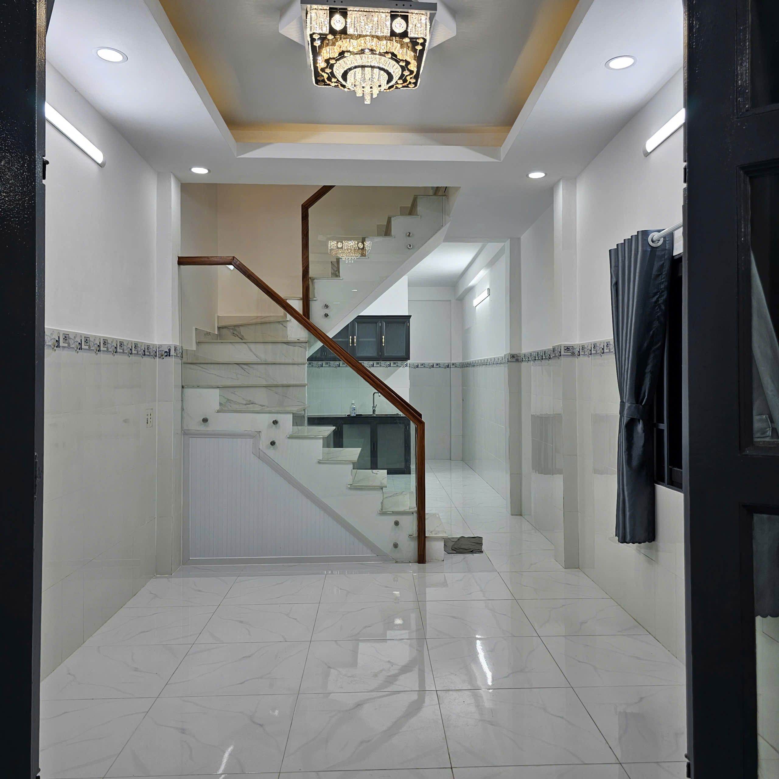 Nhà vị tí gần đường huỳnh tấn phát nhà bè,sân rộng rãi giá 3,980.