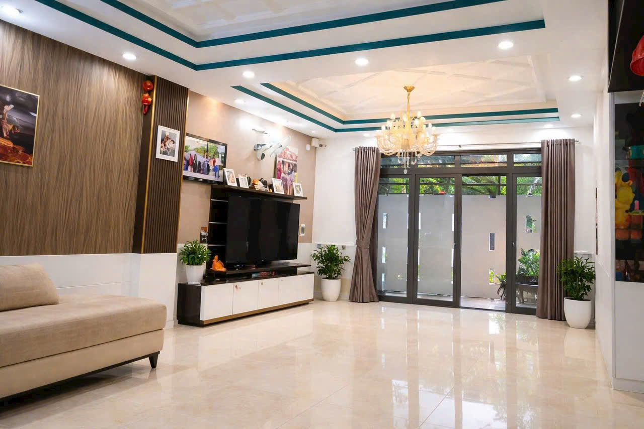 Biệt thự đường nguyễn bình 8 x 12M. 3 tầng .