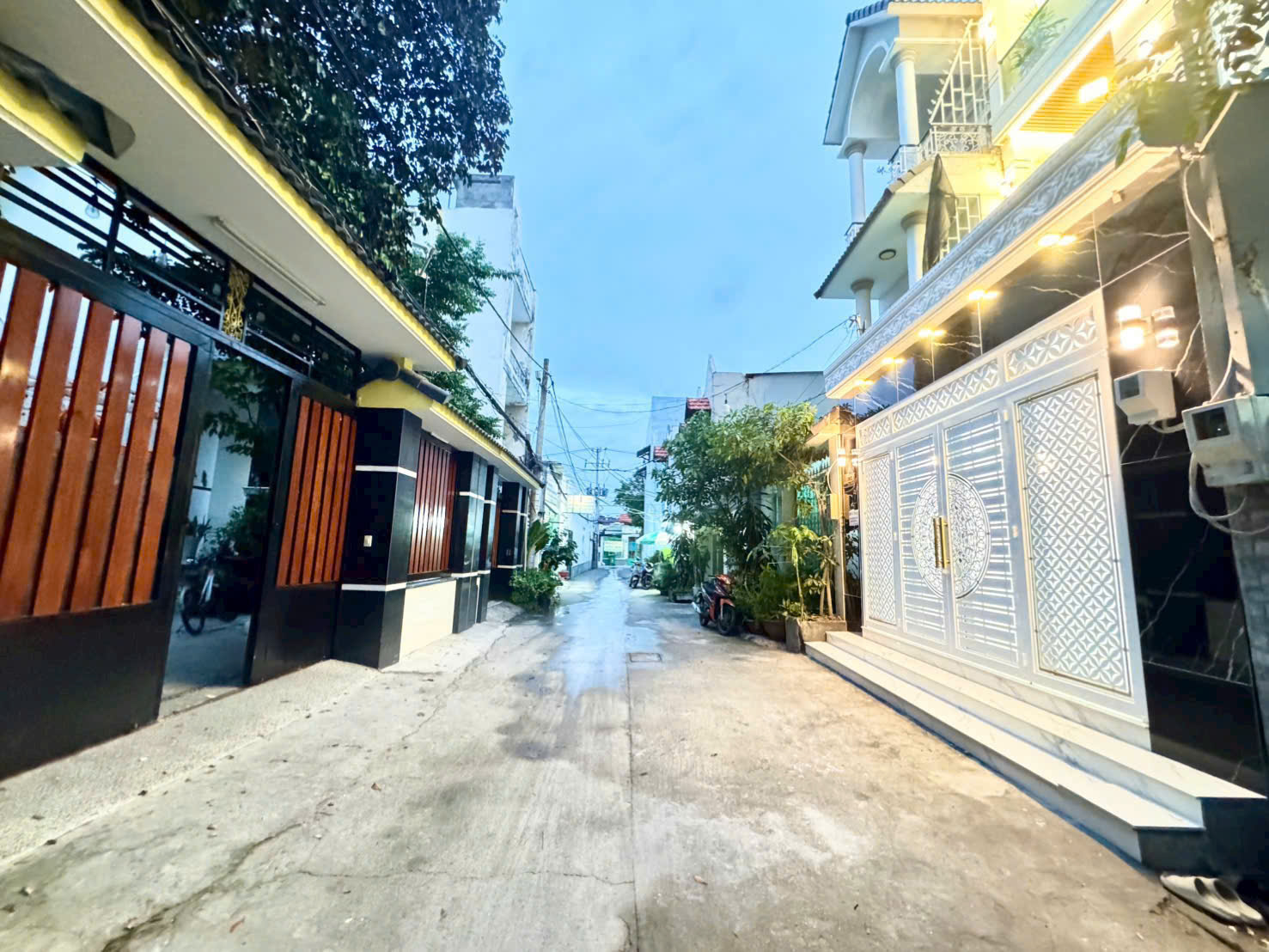 Nhà phố có phòng ngủ tầng trệt cho người lớn tuổi tại huỳnh tấn phát , nhà bè.