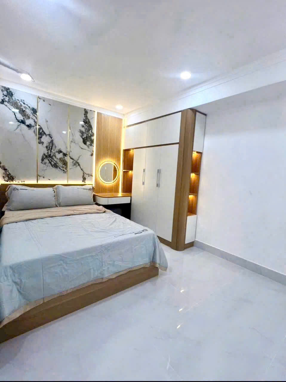 NHÀ 4 PHÒNG NGỦ MẶT TIỀN HẺM XE HƠI THIẾT KẾ 1 TRỆT 1 LẦU.