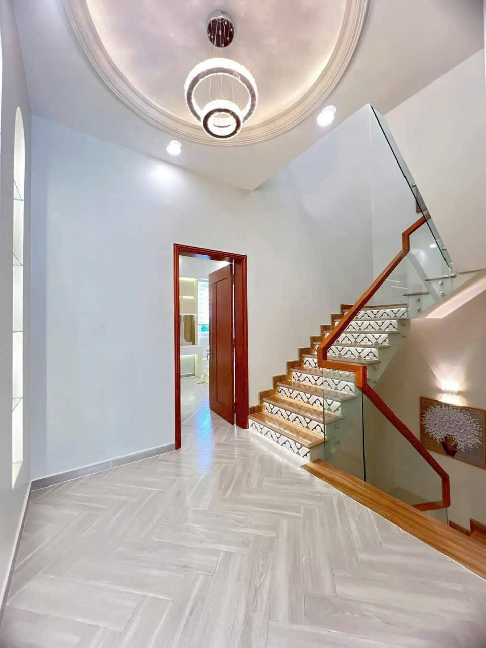 Biệt thự mi ni (DT 5,5 x 15M) Vị Trí lô Nhì huỳnh tấn phát q7.