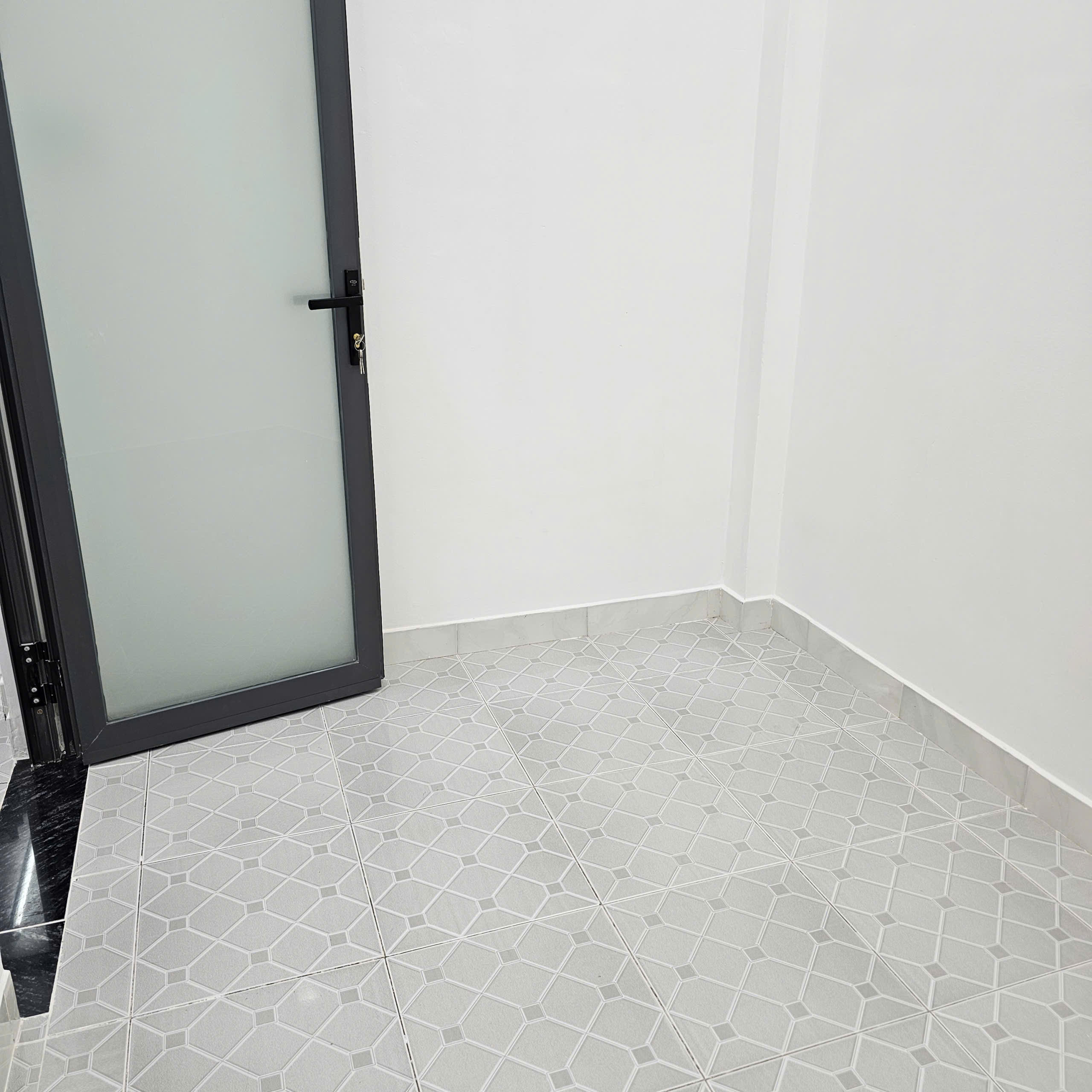 Nhà vị tí gần đường huỳnh tấn phát nhà bè,sân rộng rãi giá 3,980.