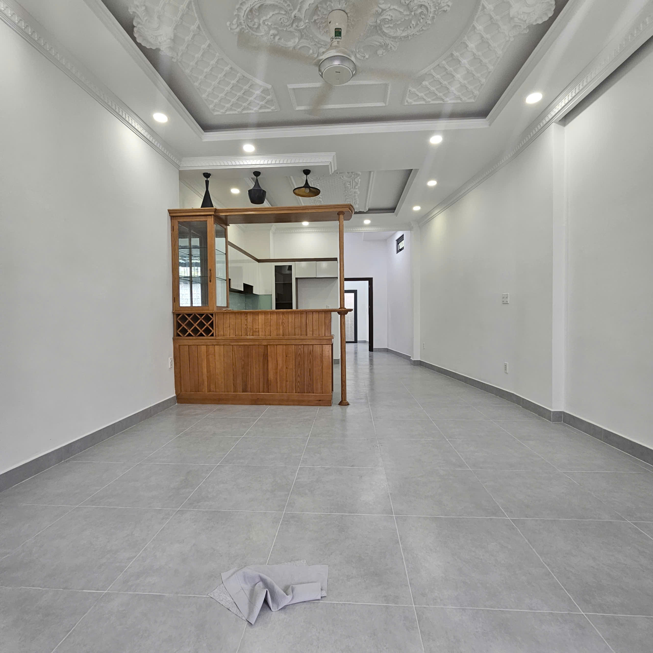 Nhà Đào Tông Nguyên , nhà bè 6 x 20M,4 tầng gồm 7 phòng ngủ.