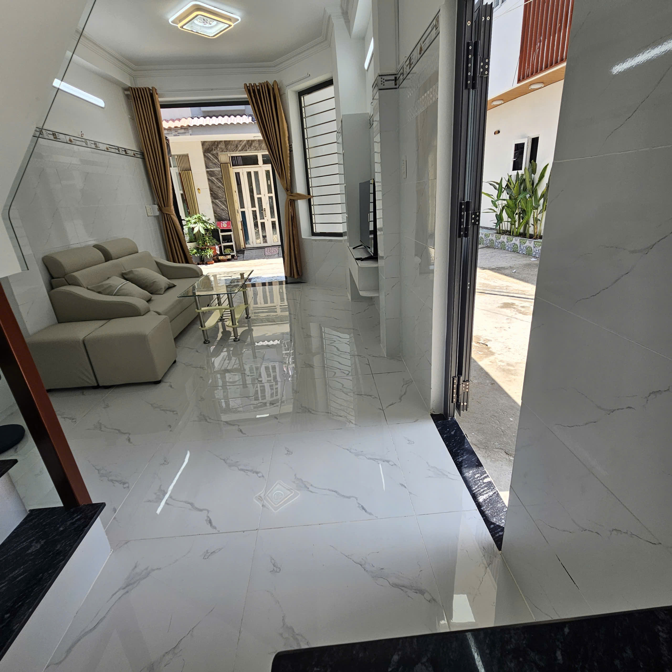 Nhà bán sát quận 7 mặt tiền hẻm thông ,kinh doanh nhà huỳnh tấn phát -nhà bè.