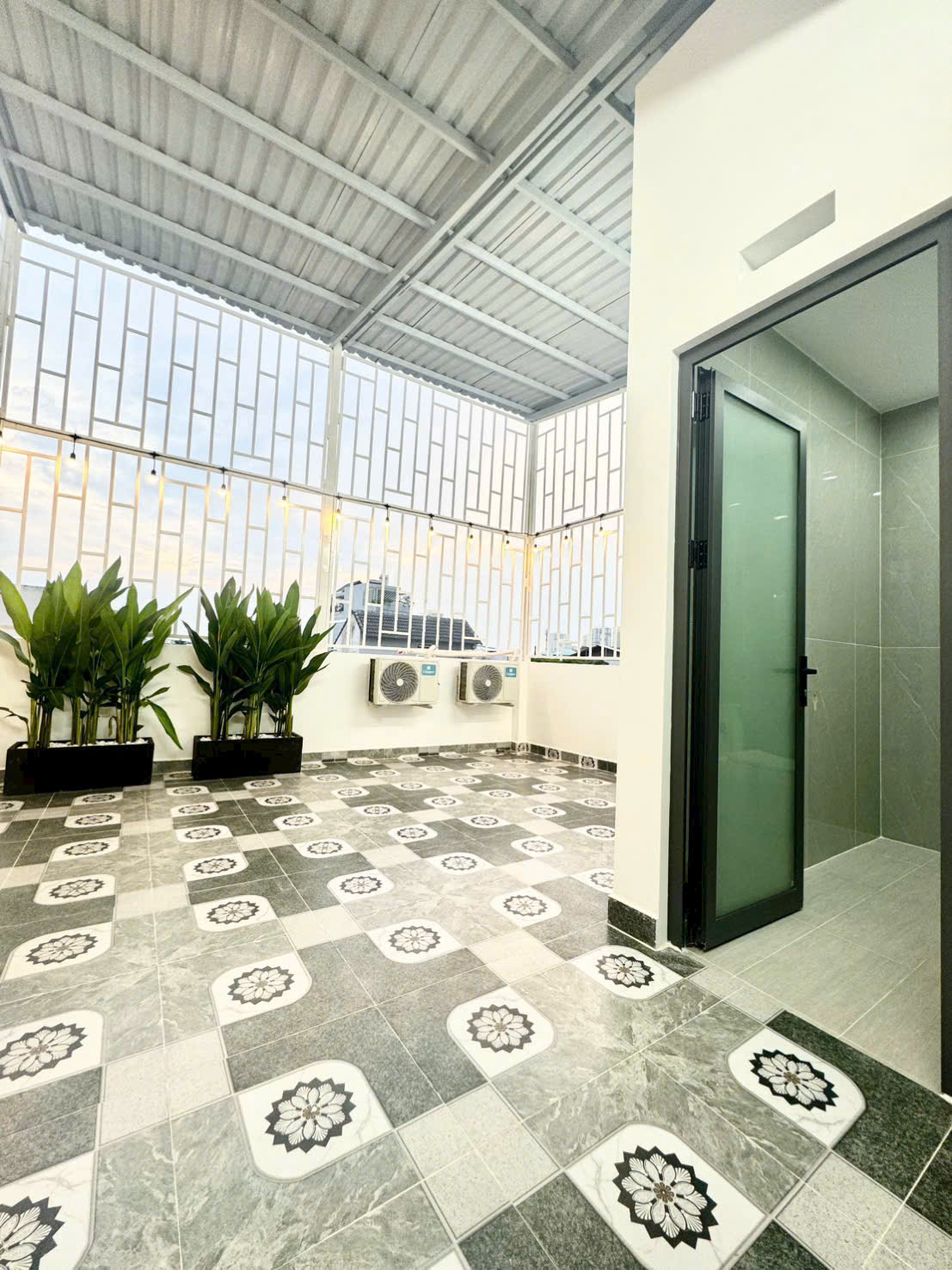 Nhà phố có phòng ngủ tầng trệt cho người lớn tuổi tại huỳnh tấn phát , nhà bè.