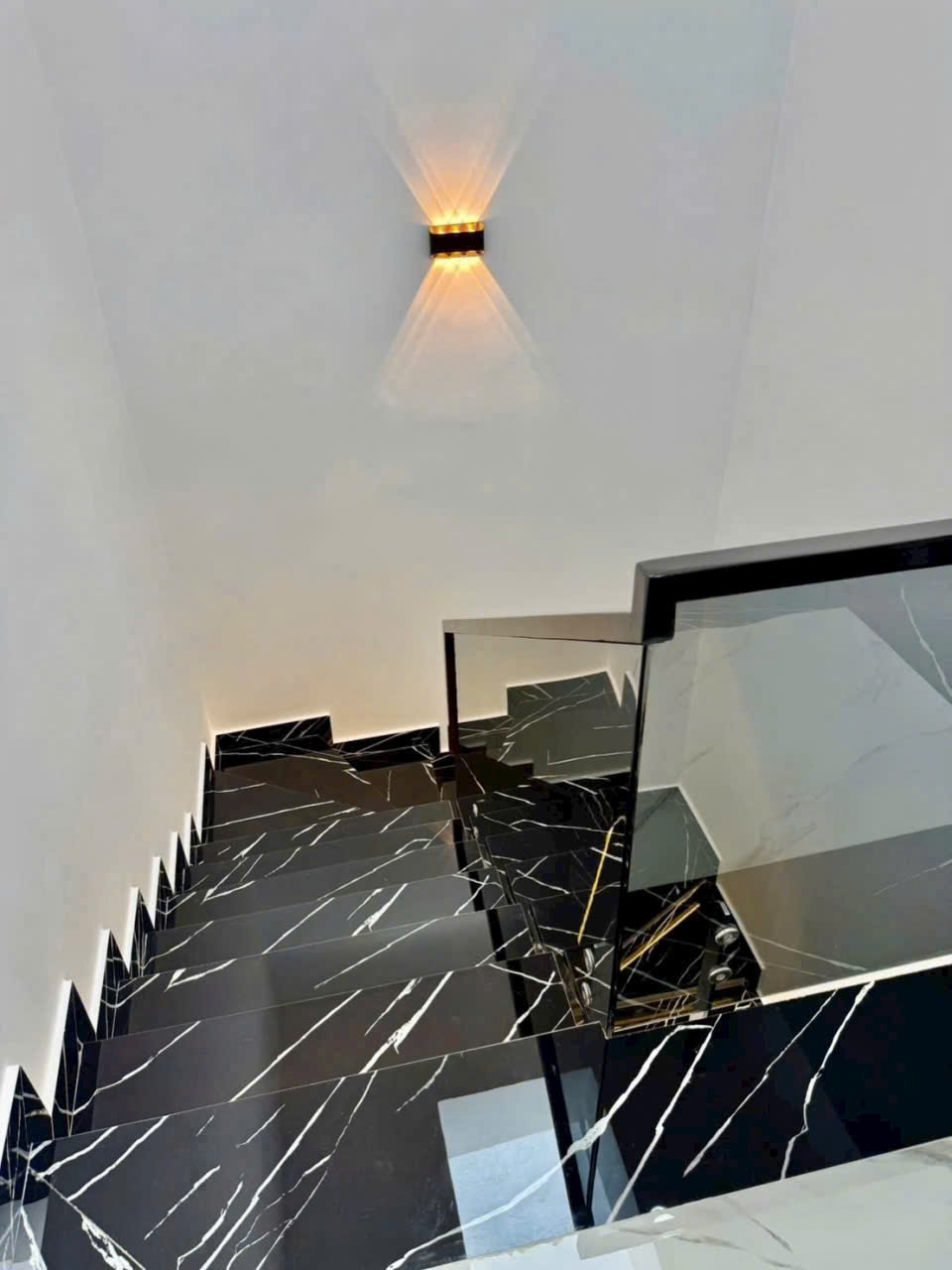 NHÀ XÂY MỚI 100% THIẾT KẾ 3 LẦU ĐƯỜNG HUỲNH TẤN PHÁT ,NHÀ BÈ.