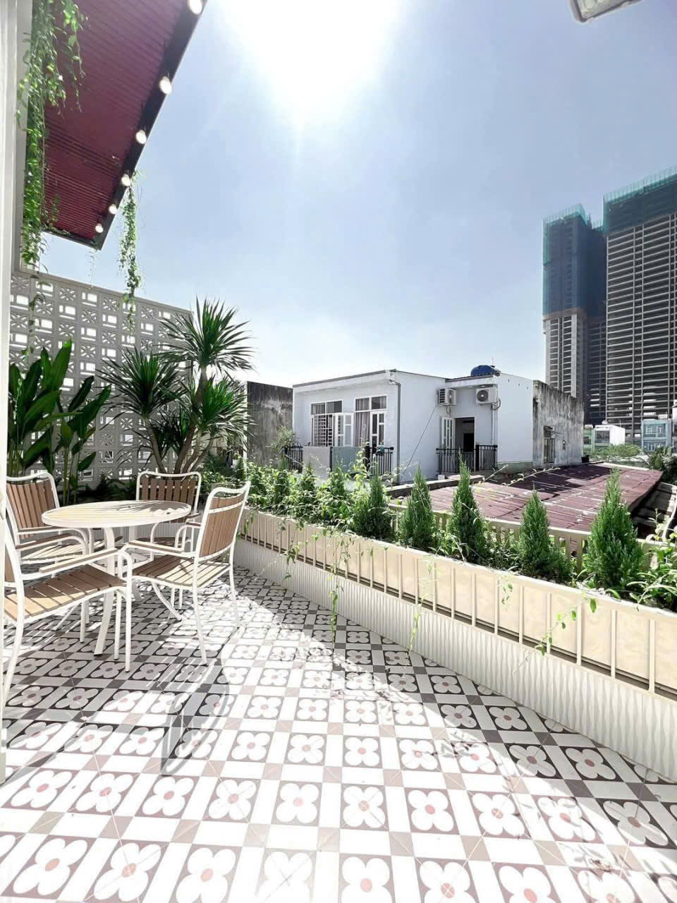 Biệt thự mi ni (DT 5,5 x 15M) Vị Trí lô Nhì huỳnh tấn phát q7.