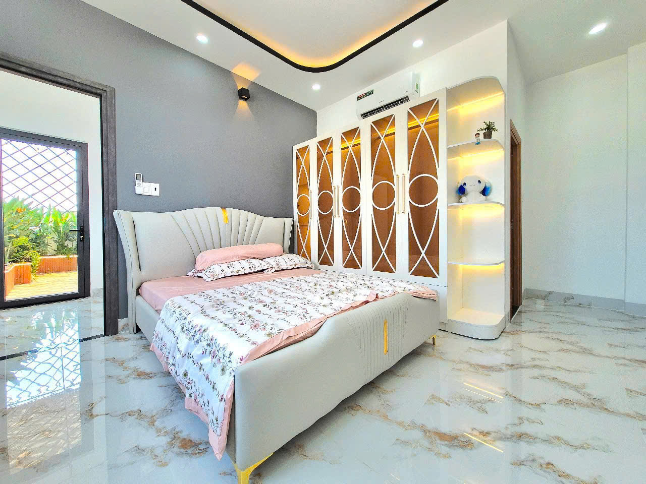Nhà Mới Xây hoàn công đầy đủ 3 tầng dọn vào ở liền wiu rất chiu.