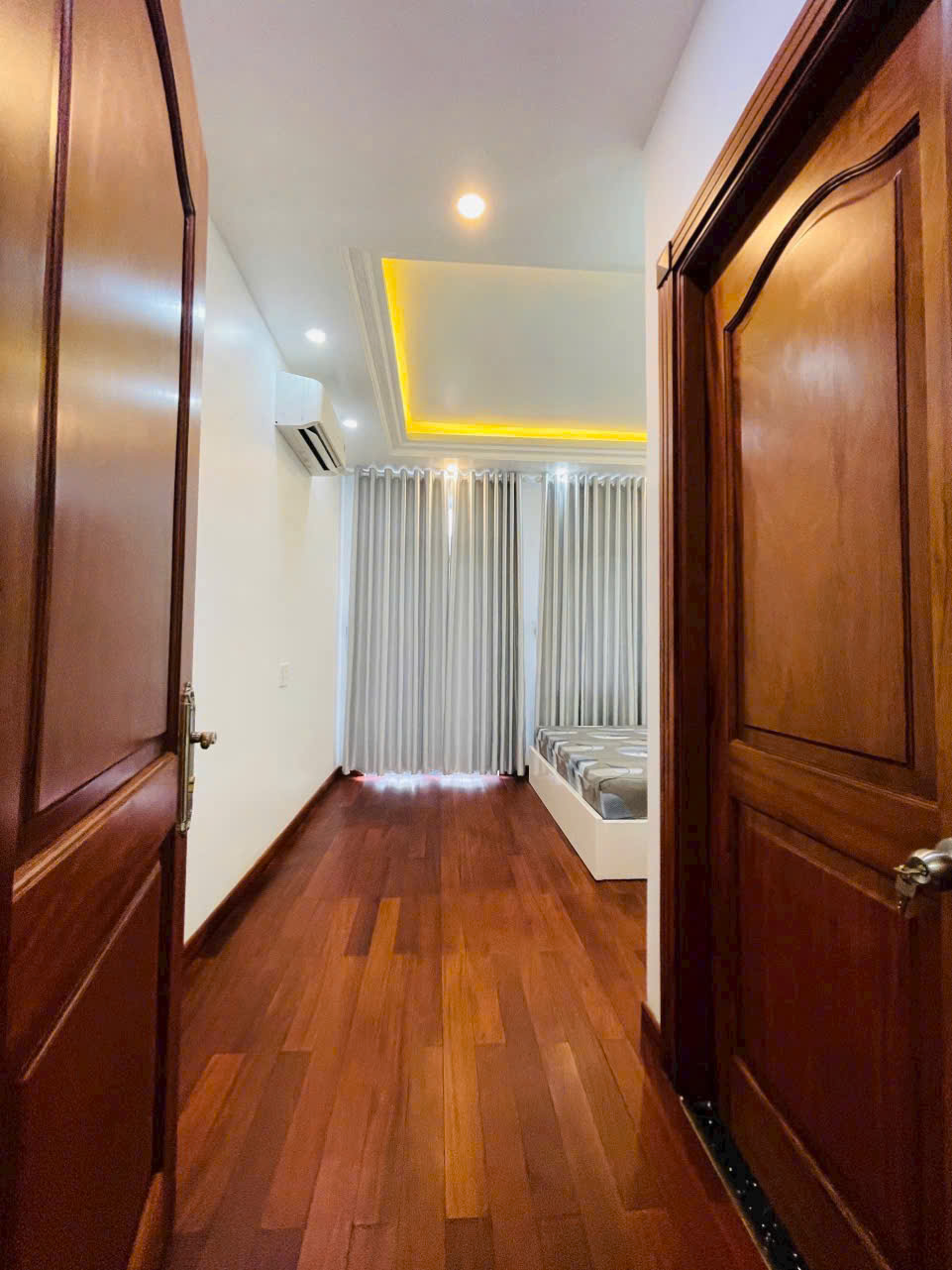 Biệt thự mini vị trí đào tông nguyên phú xuân nhà bè nhà 3 tầng.