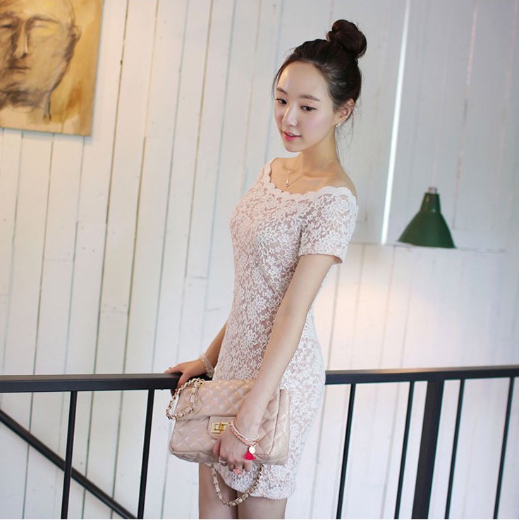 Đầm Ren