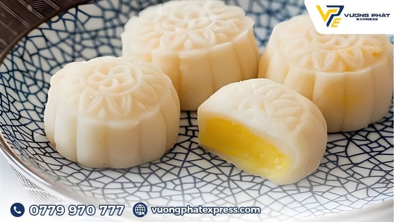 Bánh dẻo cũng được nhiều gia đình Việt lựa chọn trong cách gửi bánh Trung thu qua Mỹ